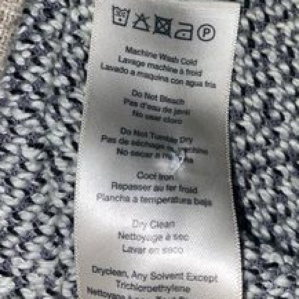 Merrell Ravion pullover gray sweater, Sz Small - Picture 13 of 13